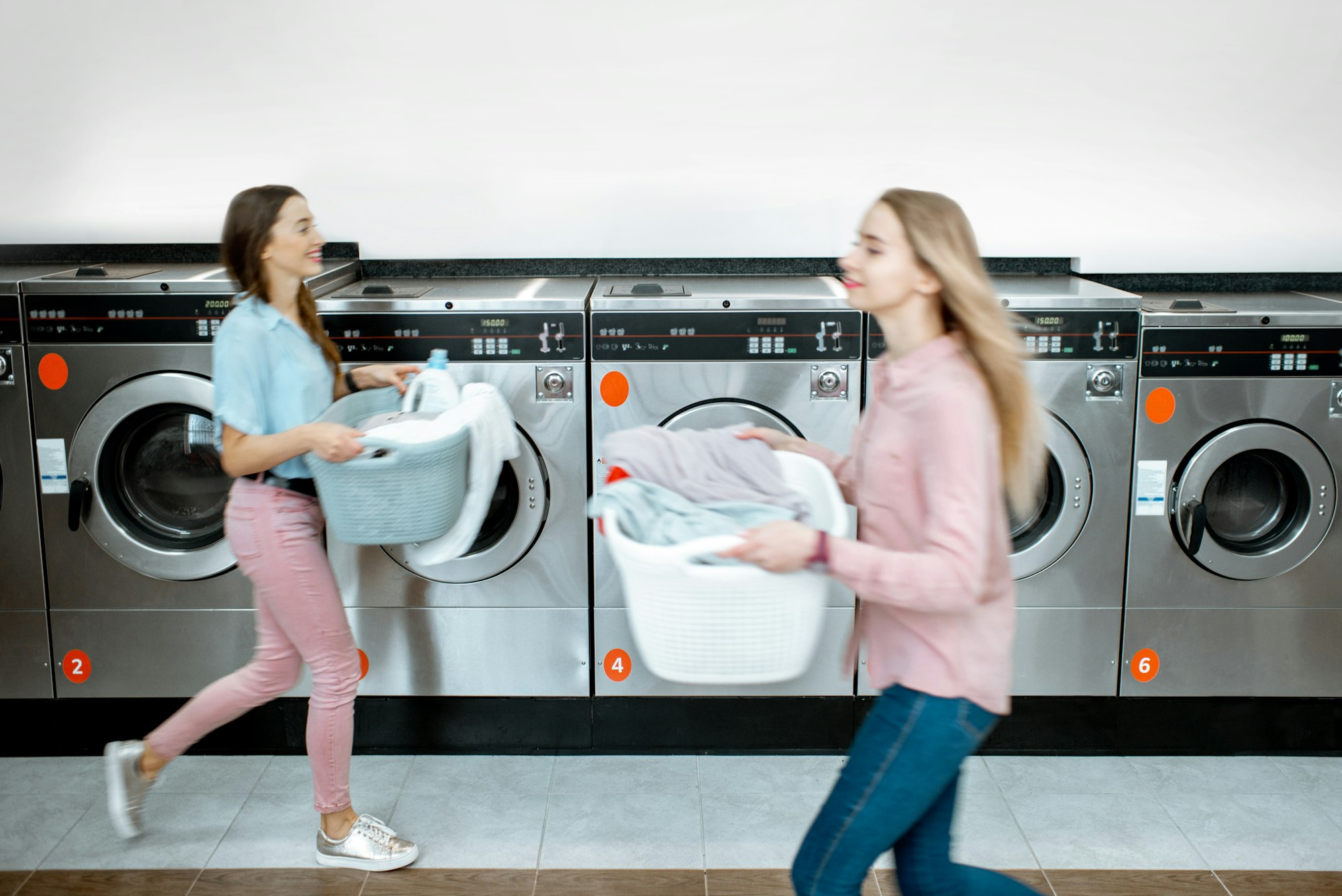 Women in the laundry